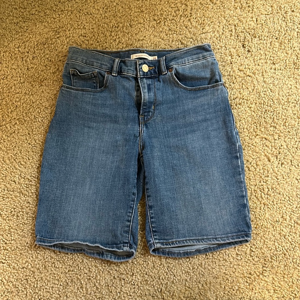 Levi shorts